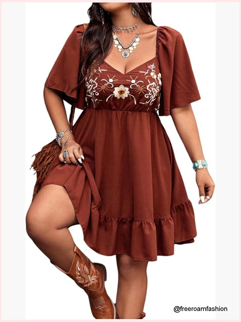 Plus Size Floral Boho Cowgirl Dress Short Sleeve Sweetheart Neck